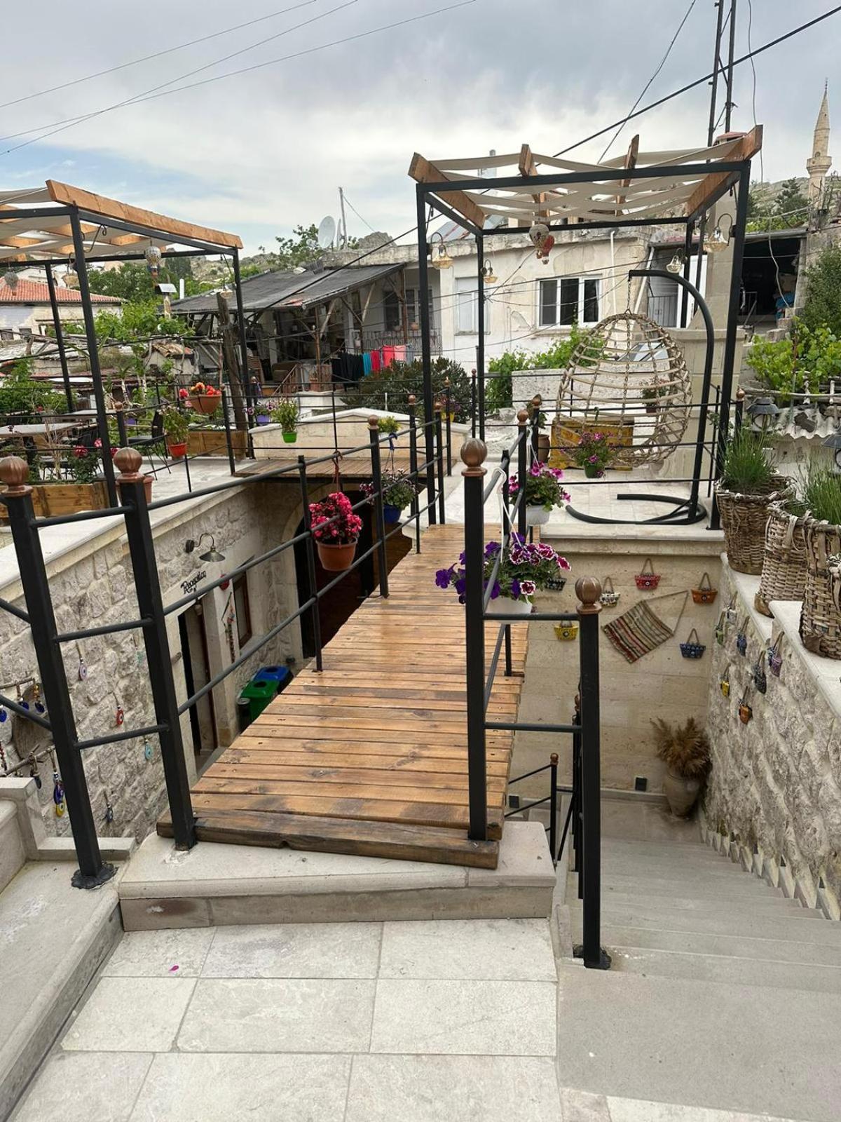 Bayar Cave Suites Ürgüp Esterno foto