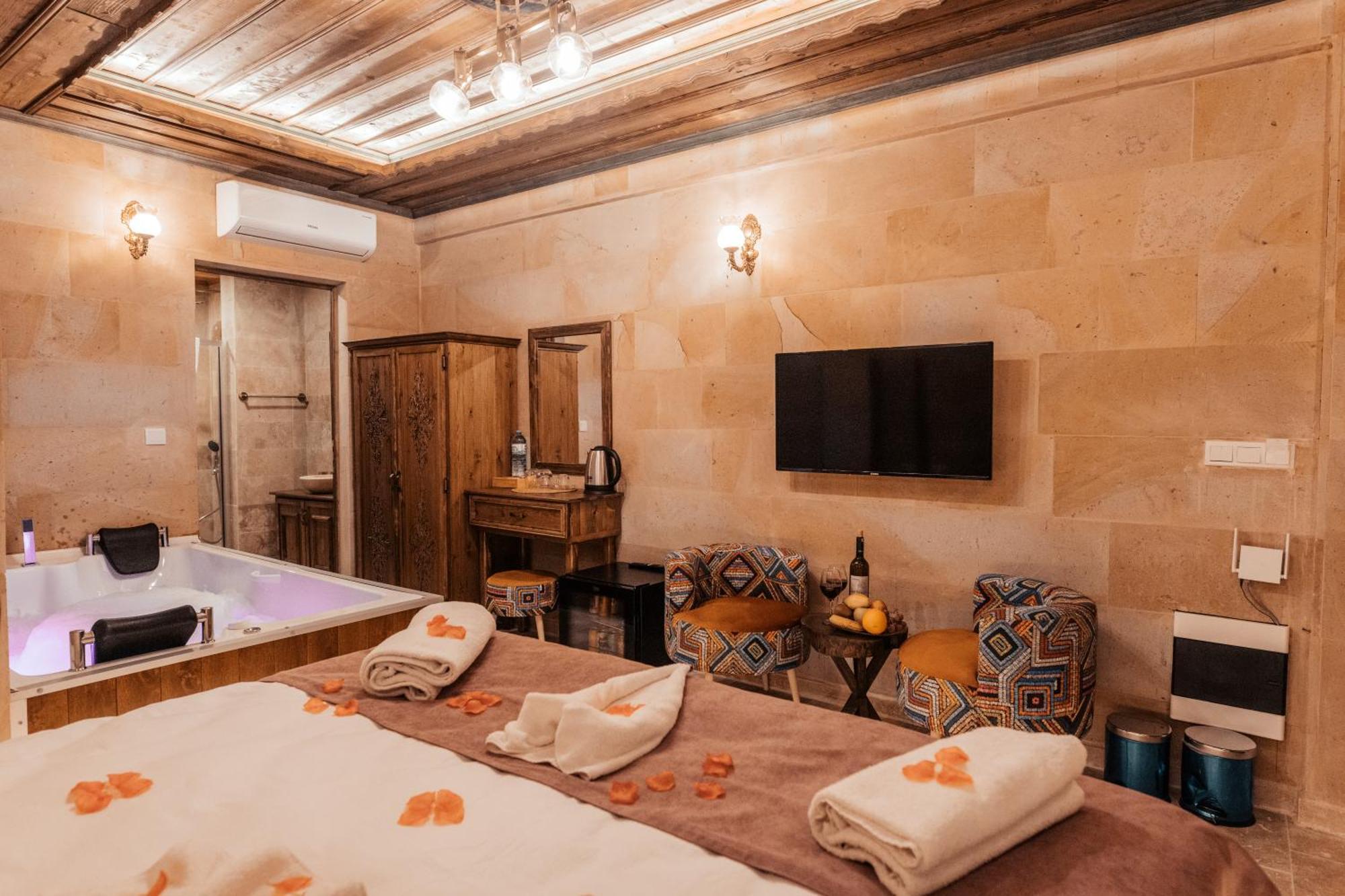 Bayar Cave Suites Ürgüp Esterno foto